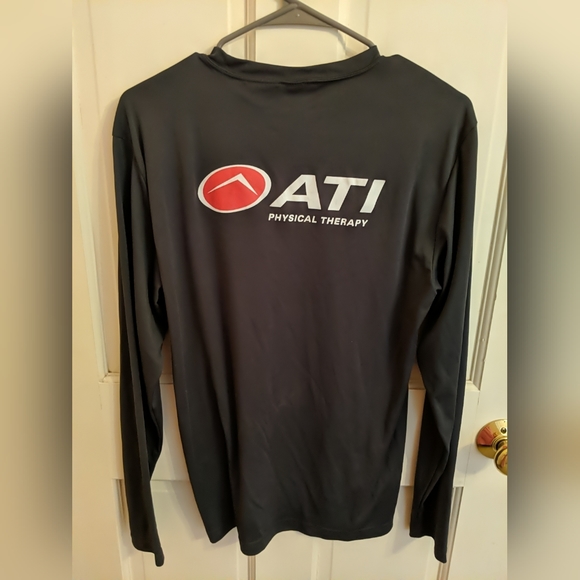 Quick Dry Gray ATI physical Therapy Long Sleeve Shirt Unisex Size Small S - Picture 5 of 5